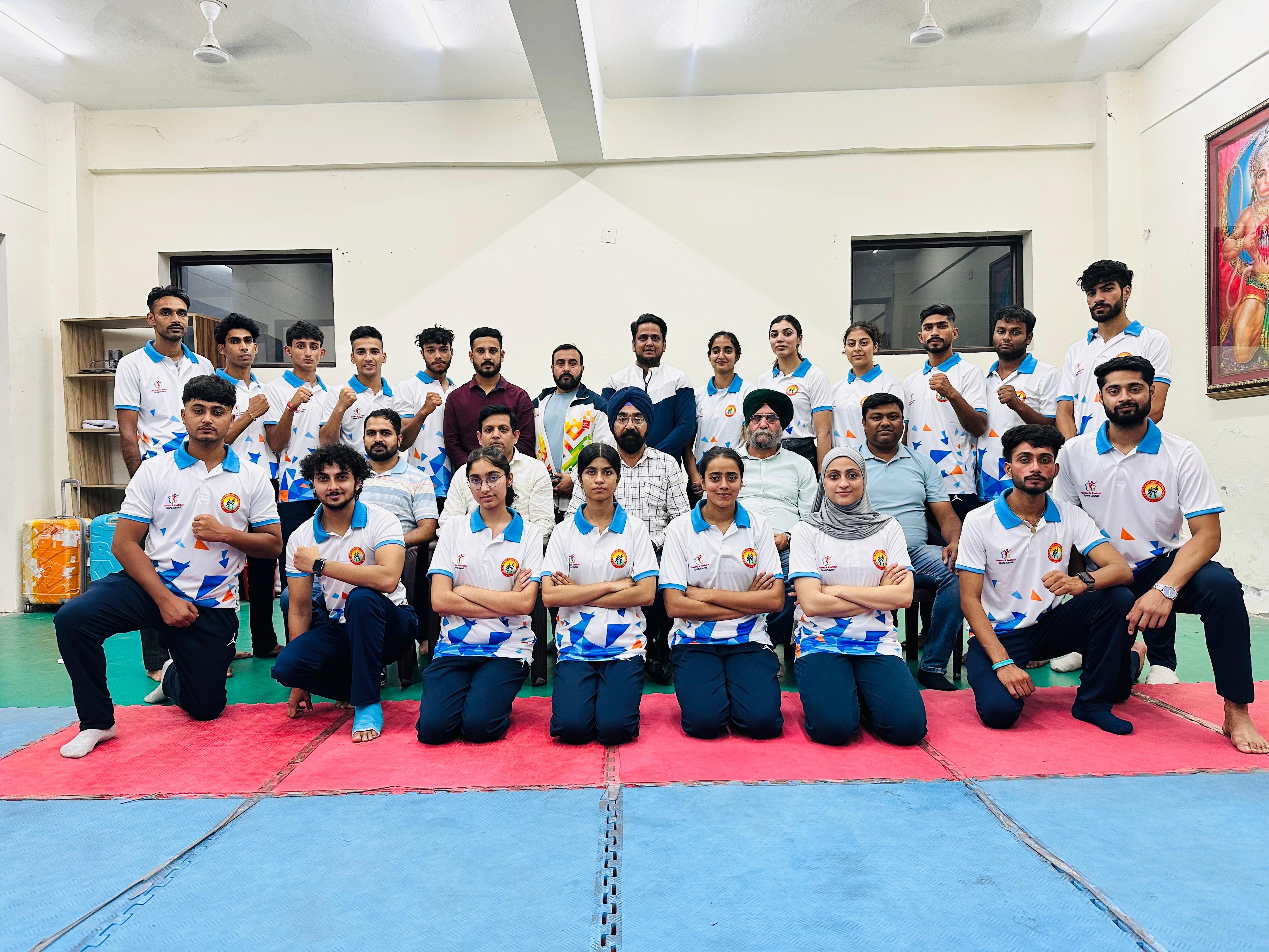 Taekwondo Senior team leaves for Puducherry 